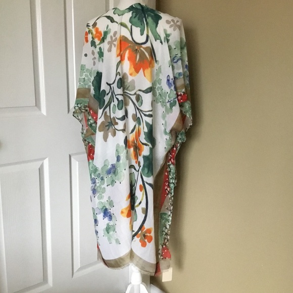 Floral Print Kimono - Picture 7 of 7